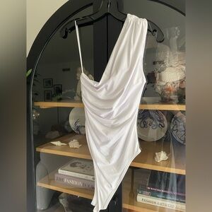 Zara White One-Shoulder bodysuit m